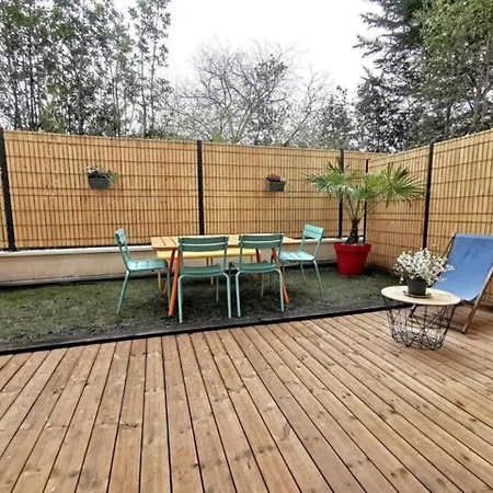Elegant T3 Avec Terrasse Et Parking Prive A Arcachon