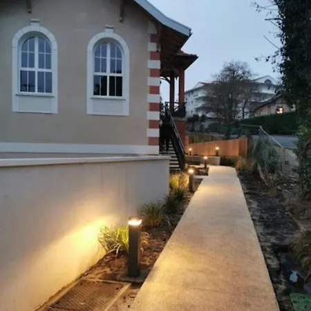 Elegant T3 Avec Terrasse Et Parking Prive A Appartement Arcachon