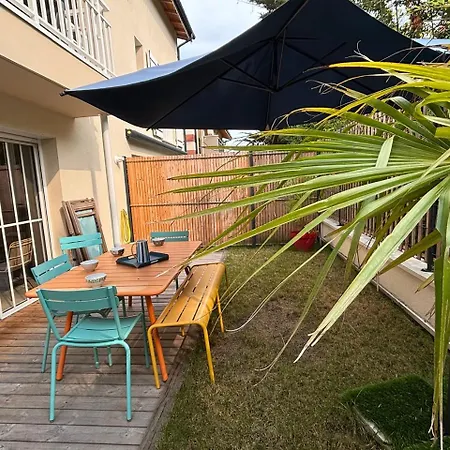 Appartement Elegant T3 Avec Terrasse Et Parking Prive A