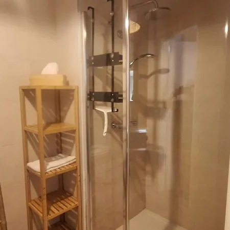 Appartement Elegant T3 Avec Terrasse Et Parking Prive A Arcachon
